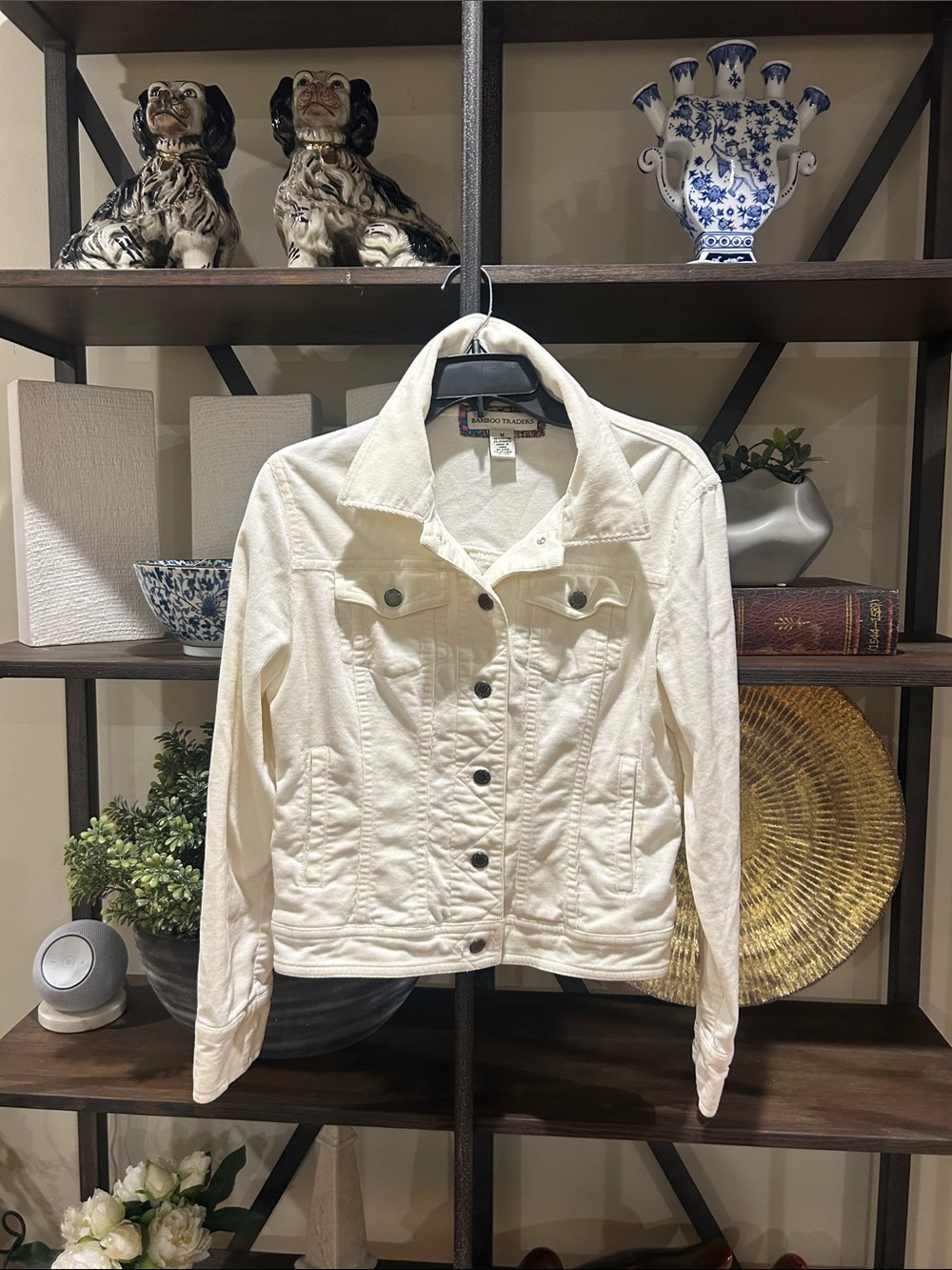 Bamboo Traders medium Classic Women's Cream Denim Jacket